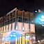 GLADSHEIM HOTEL
