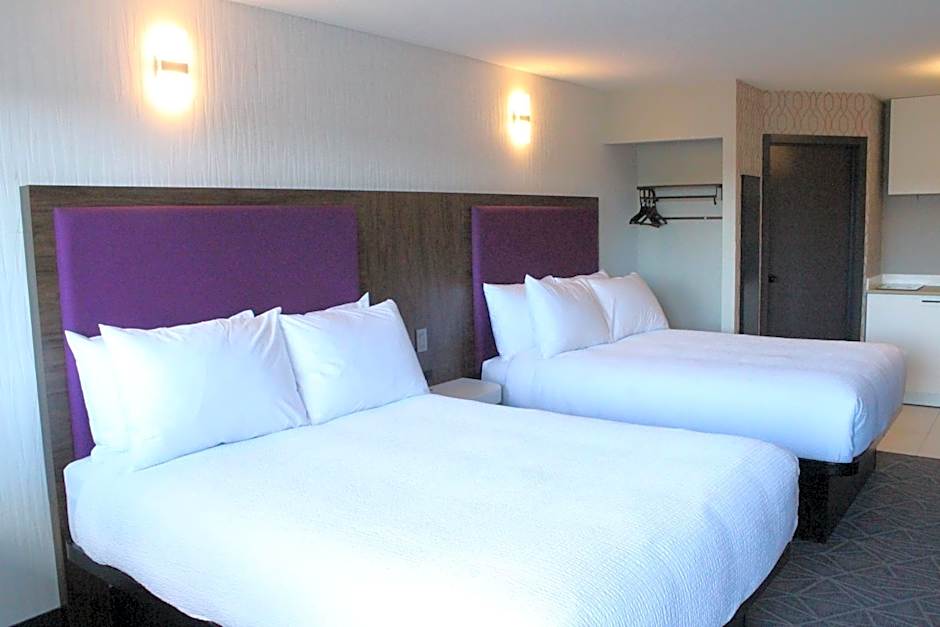 Coast Courtenay Hotel