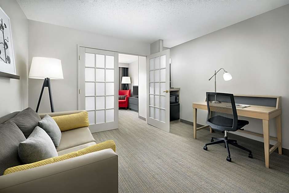 Country Inn & Suites by Radisson, Big Flats (Elmira), NY