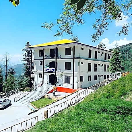 Hotel Eagle Nest Malam Jabba 