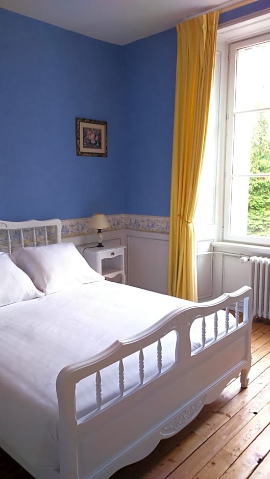 AU MANOIR DE LA BARRE