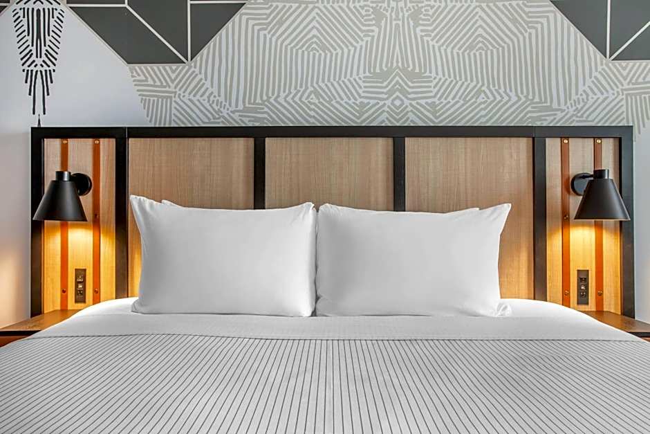 Cambria Hotel Spokane Airport