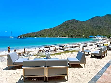 Le Domaine Anse Marcel Beach Resort