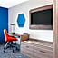 Holiday Inn Express Hotel & Suites Chicago-Algonquin By IHG