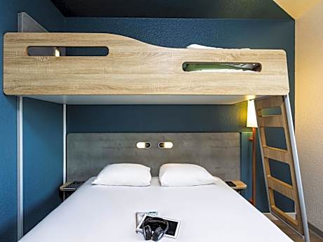 Triple Room with One Double Bed and One Bunk Bed
