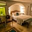 Artemis Cave Suites - Adults Only