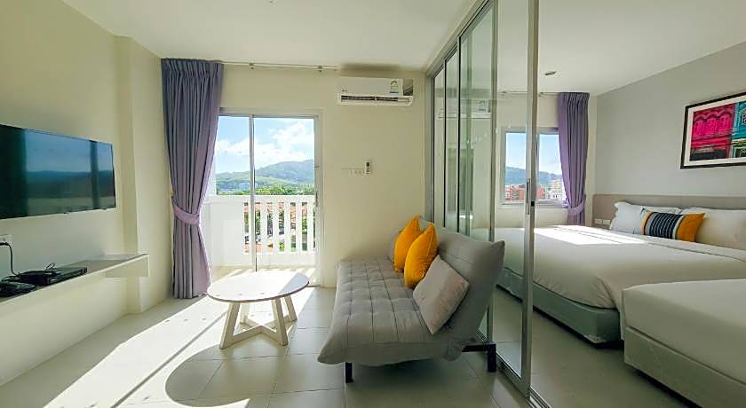 Recenta Suite Phuket Suanluang