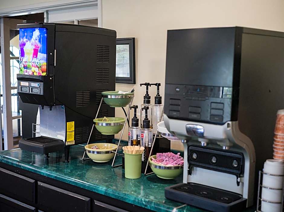 Quality Inn & Suites Camarillo-Oxnard