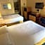 Camilla Inn & Suites