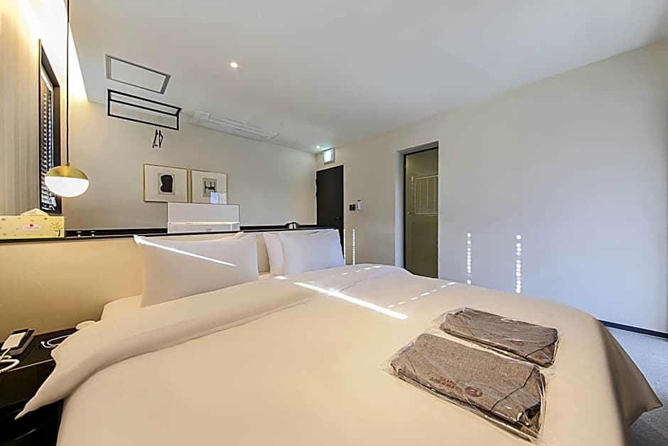 Changwon Brown dot Hotel Palyong