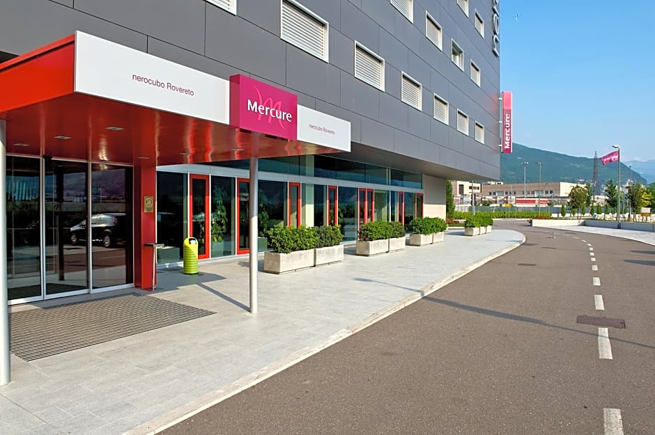 Mercure Nerocubo Rovereto