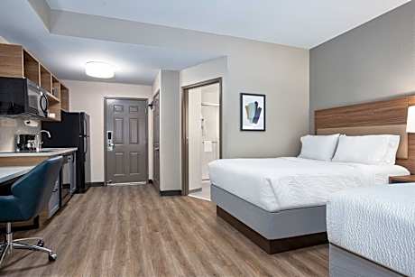 Studio Suite with Two Queen Beds