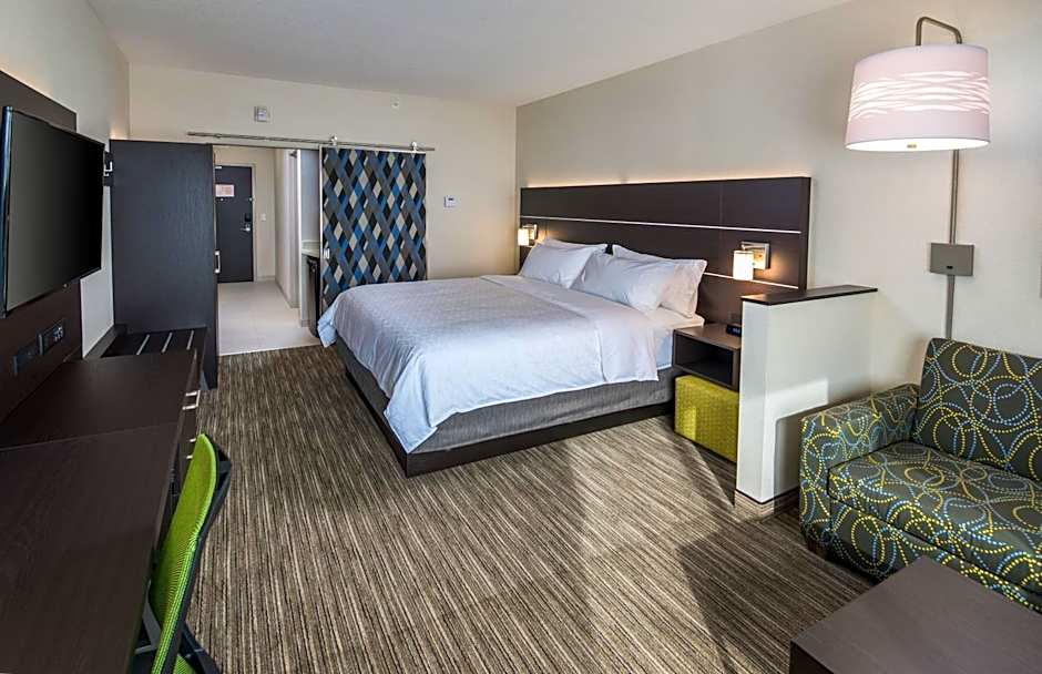 Holiday Inn Express Kelowna - East By IHG