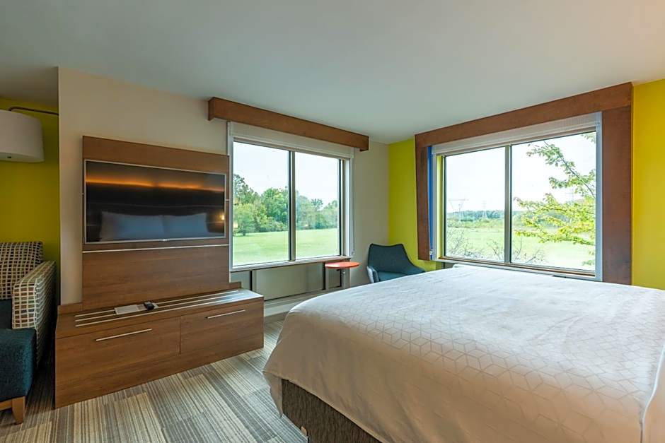 Holiday Inn Express Hotel & Suites Memphis/Germantown By IHG