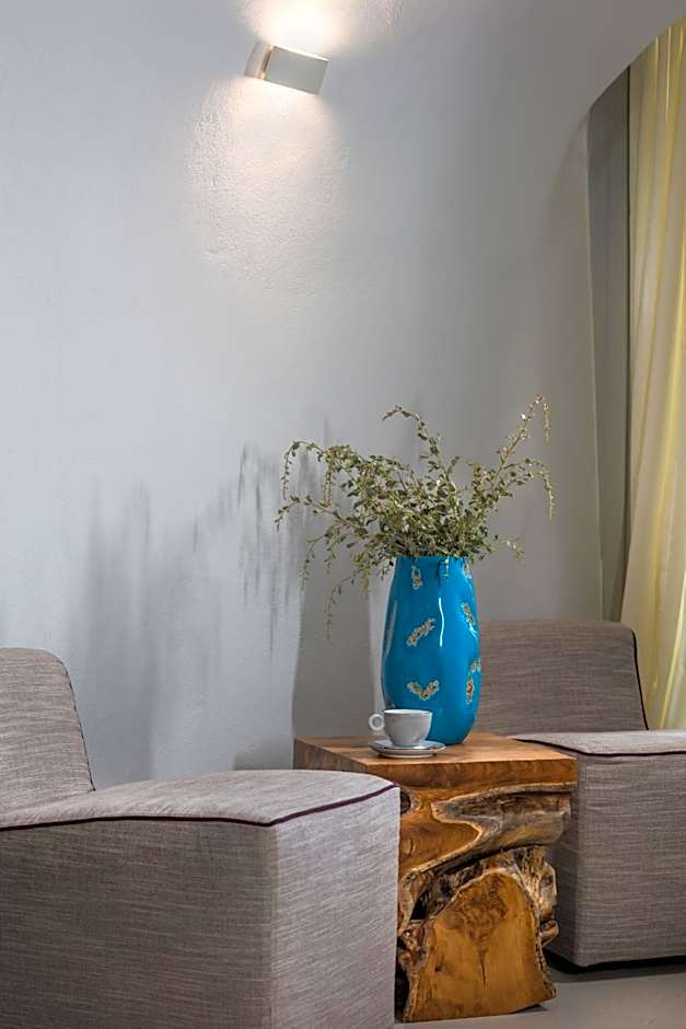 Nefeles Luxury Suites