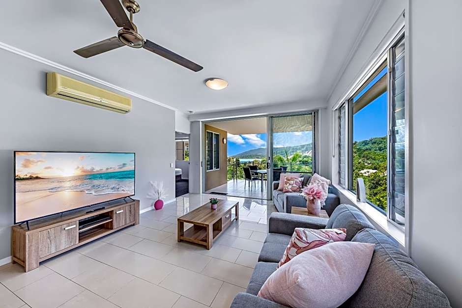 Airlie Summit Apartments