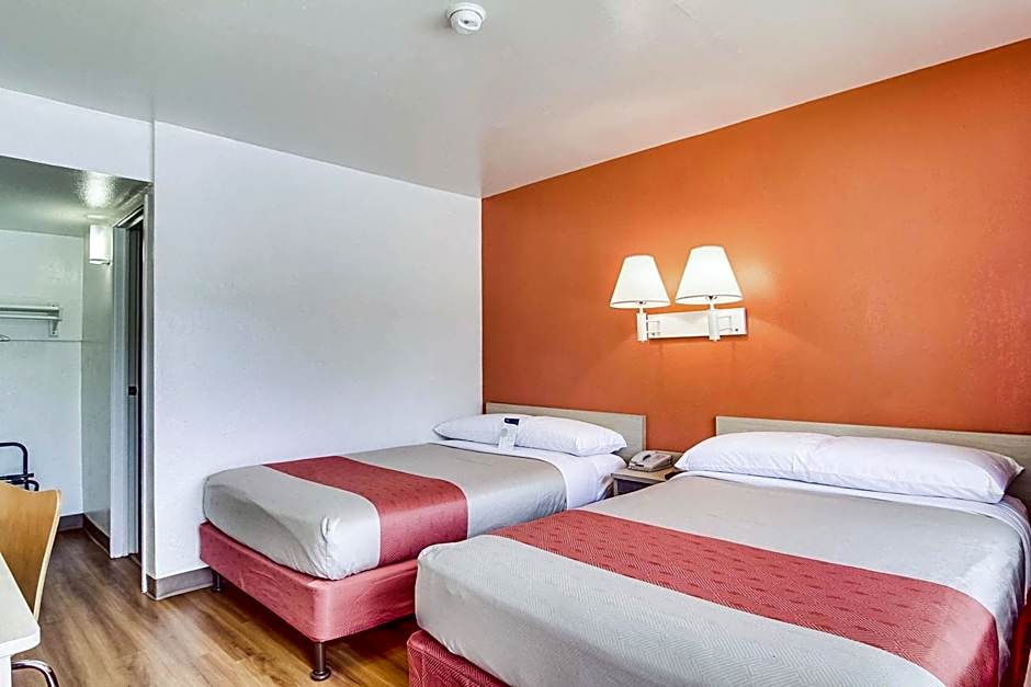 Motel 6 Jacksonville - Orange Park