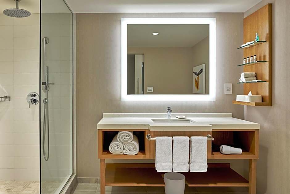 Delta Hotels by Marriott Calgary Downtown