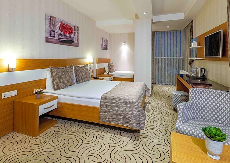 Dies Hotel