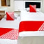 OYO 90394 Guest House Sentosa