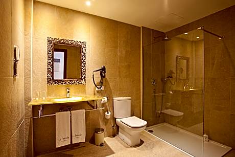 STUDIO STANDARD 2 ADULTS