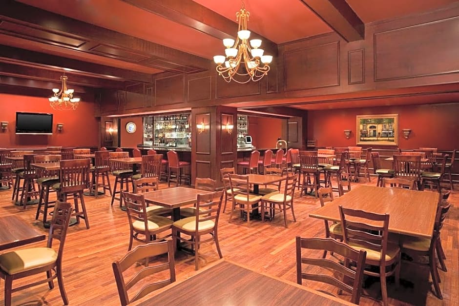OYO Hotel St Louis Downtown City Center MO
