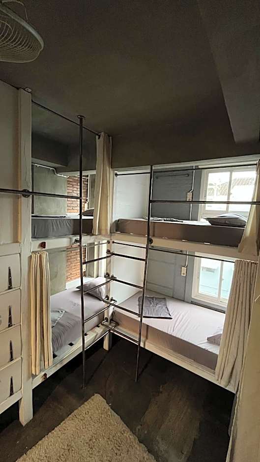 Shelter Hostel Malang