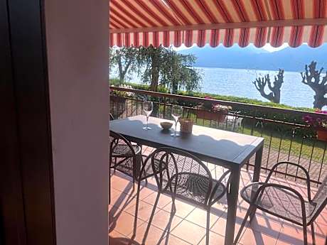 Superior One-Bedroom Apartment with Terrace