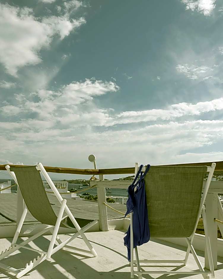 Mykonos Essence Adults Only