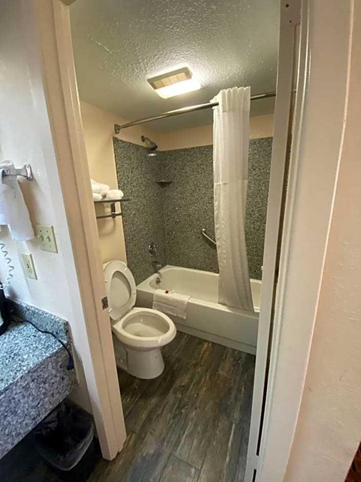 Days Inn by Wyndham Pearl/Jackson Airport