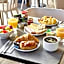 B&B HOTEL Massy Gare TGV