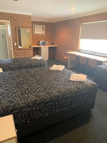 Standard Family Room