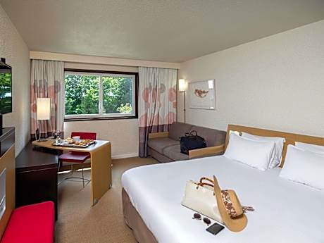Executive Double Room with Sofa Bed
