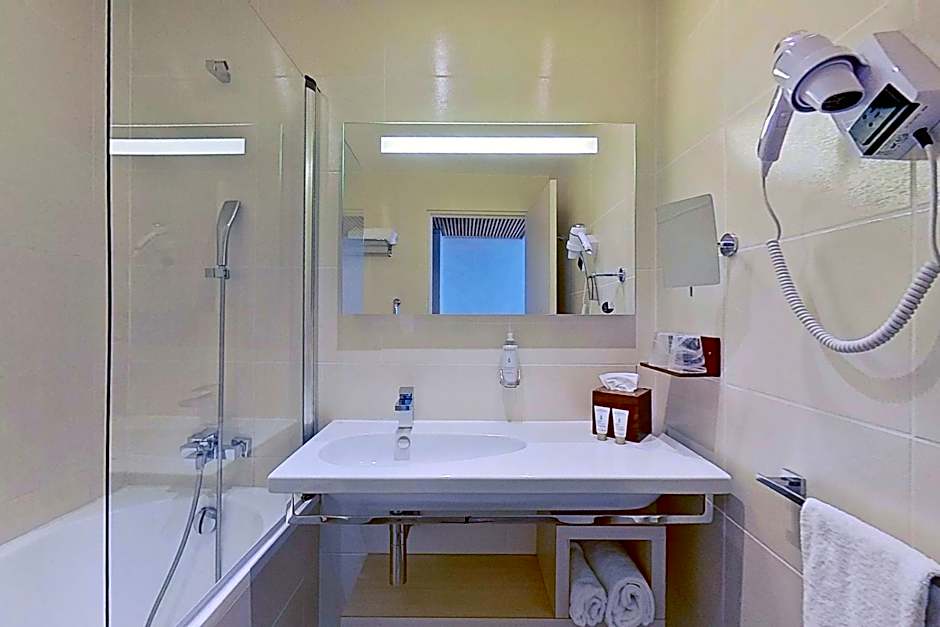 Aquabella Hotel & Spa