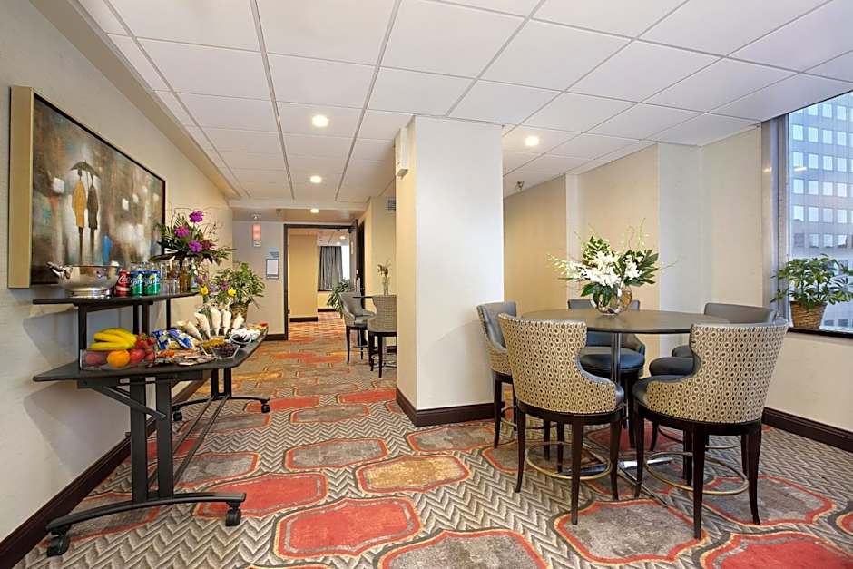 Holiday Inn Express Denver Downtown By IHG