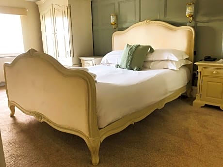 King-Superior-Ensuite