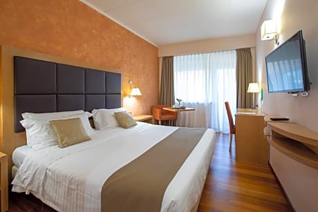 King Room with Balcony