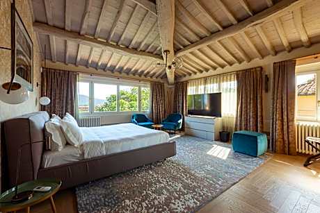Two-Bedroom Residence Thym