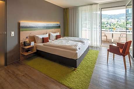 Executive Queen Room with Balcony