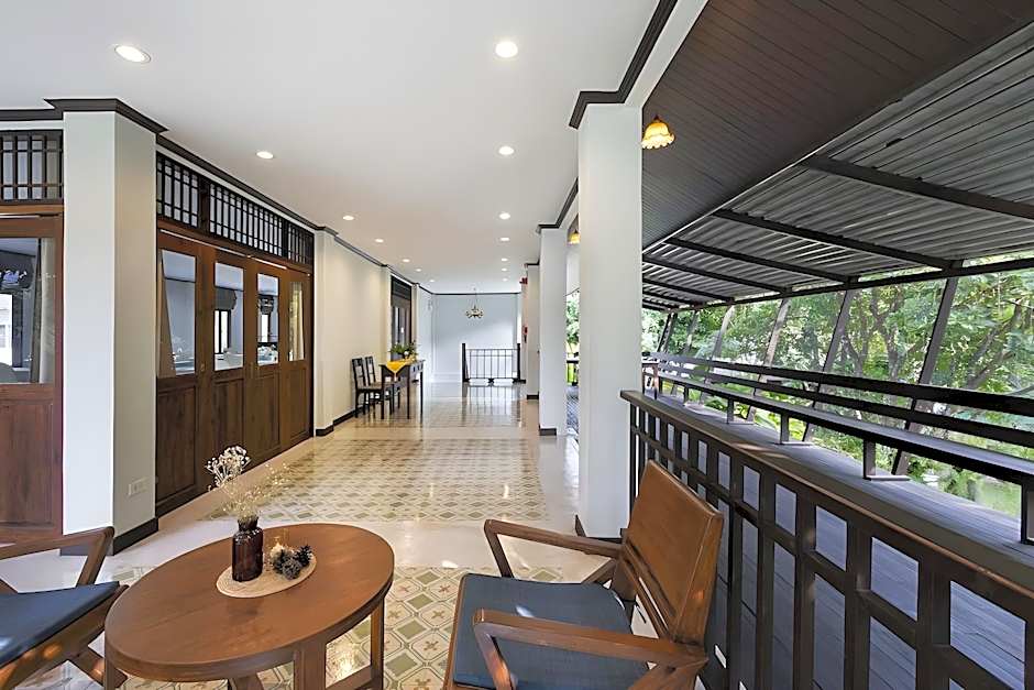 Ratchapruek Lanna Boutique