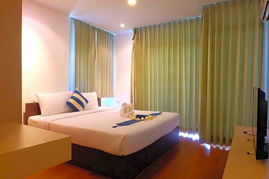 iCheck inn Residences Patong