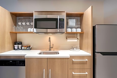 1King Hearing Accessible Studio Suite Nosmok