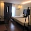 Piña Suites