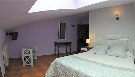 Hostal Santiago - Alojamientos en CARRION DE LOS CONDES