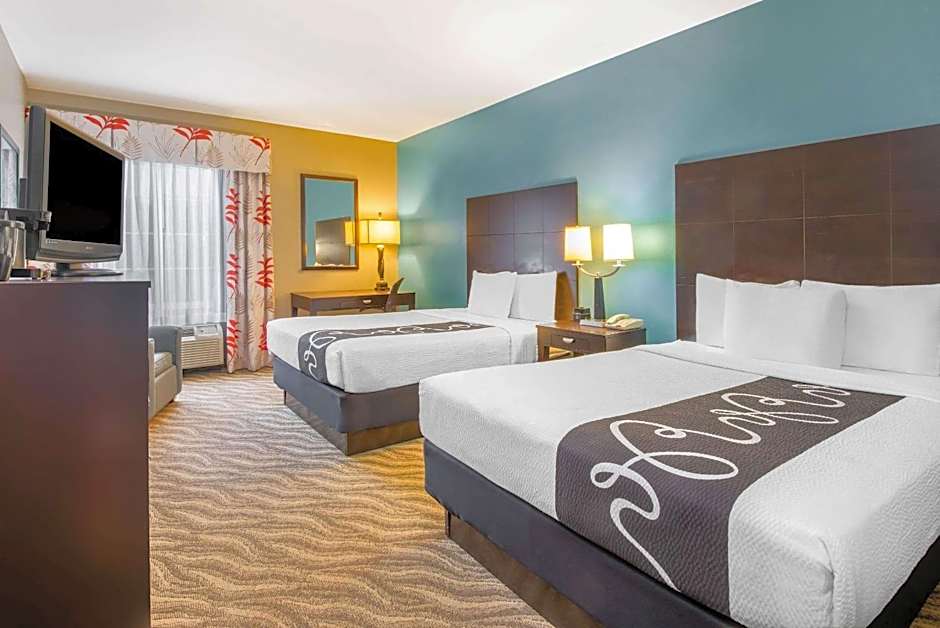 La Quinta Inn & Suites by Wyndham Glen Rose