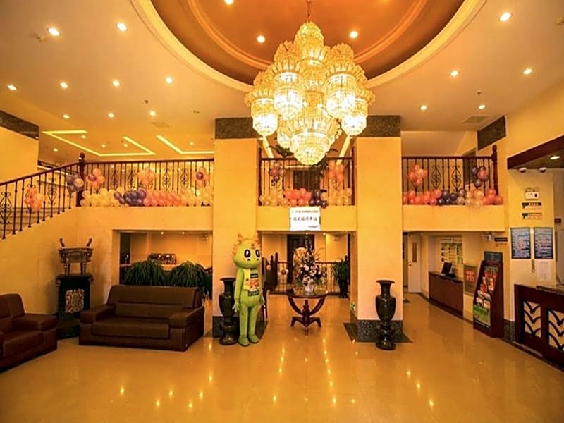 Greentree Inn Jinzhou Railway Station Express Hote