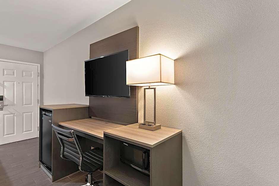 Econo Lodge Inn & Suites Laredo - Nuevo Laredo