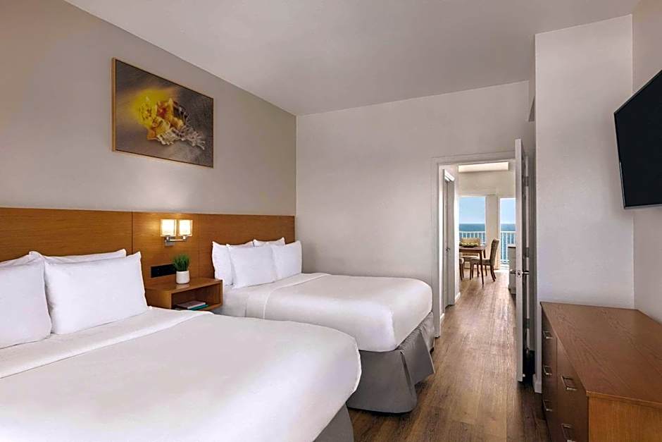 Radisson Beachfront Hotel - Panama City Beach