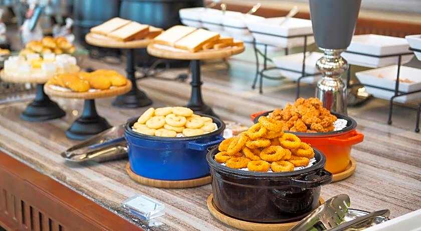 Mercure Harbin Hexing Road