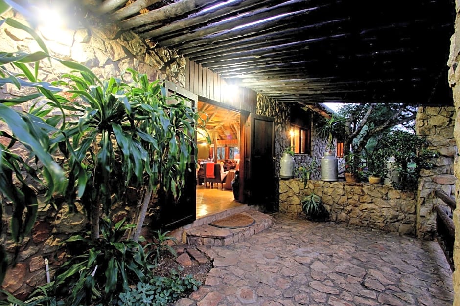 Shayamoya Tiger Fishing And Game Lodge